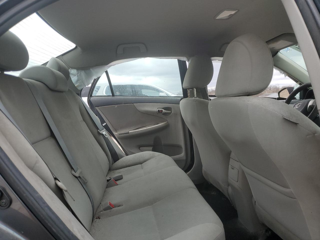 2012 Toyota Corolla - Image 10