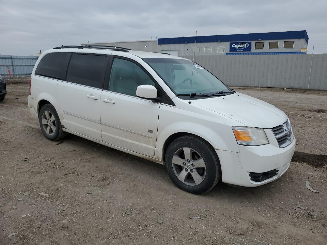 2009 Dodge Caravan - Image 4