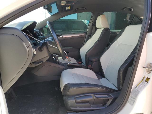  VOLKSWAGEN JETTA 2016 Biały