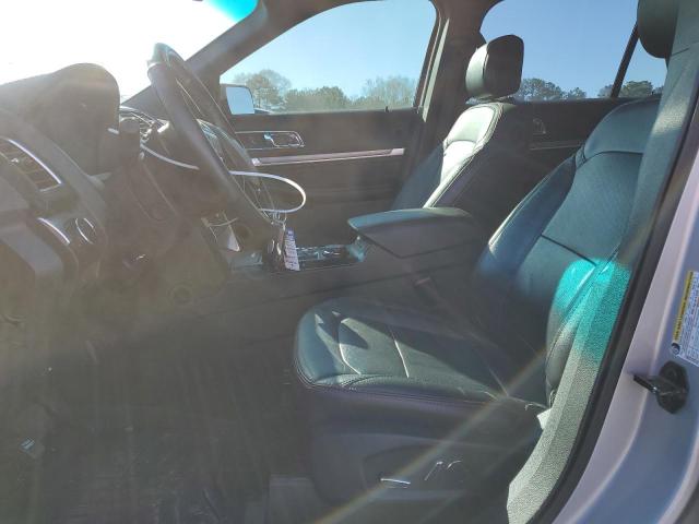 Паркетники FORD EXPLORER 2016 Серебристый