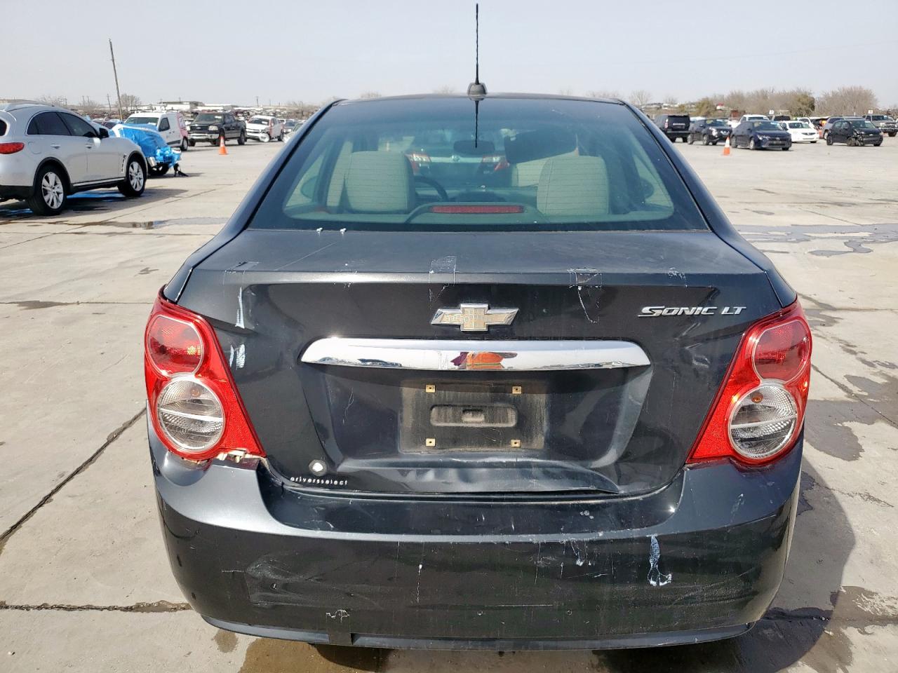 2015 Chevrolet Sonic - Image 6