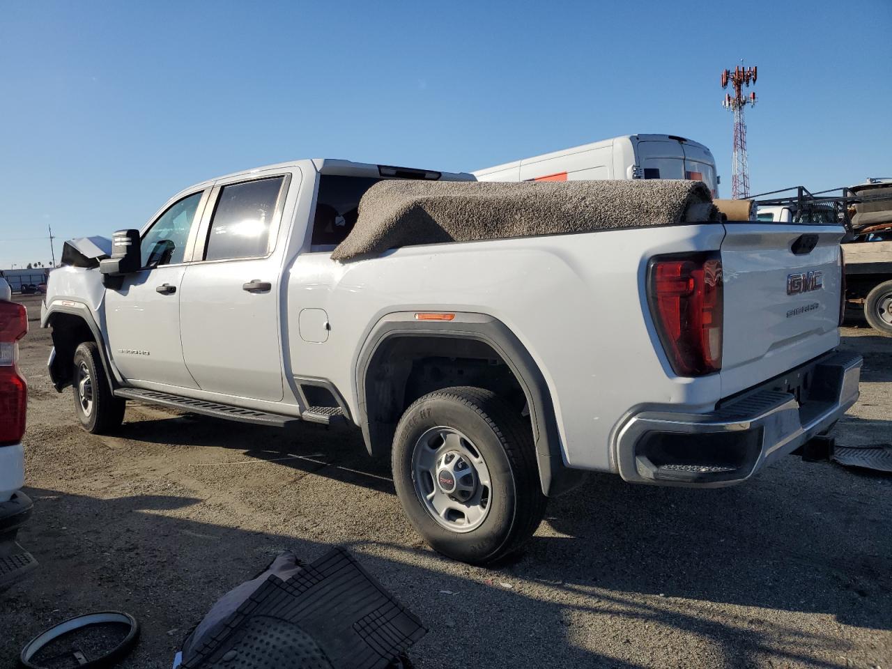 2020 GMC Sierra - Image 2