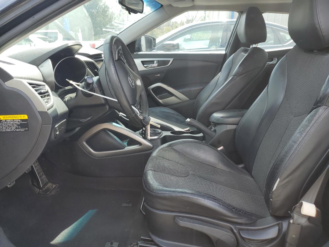 2012 Hyundai Veloster - Image 7