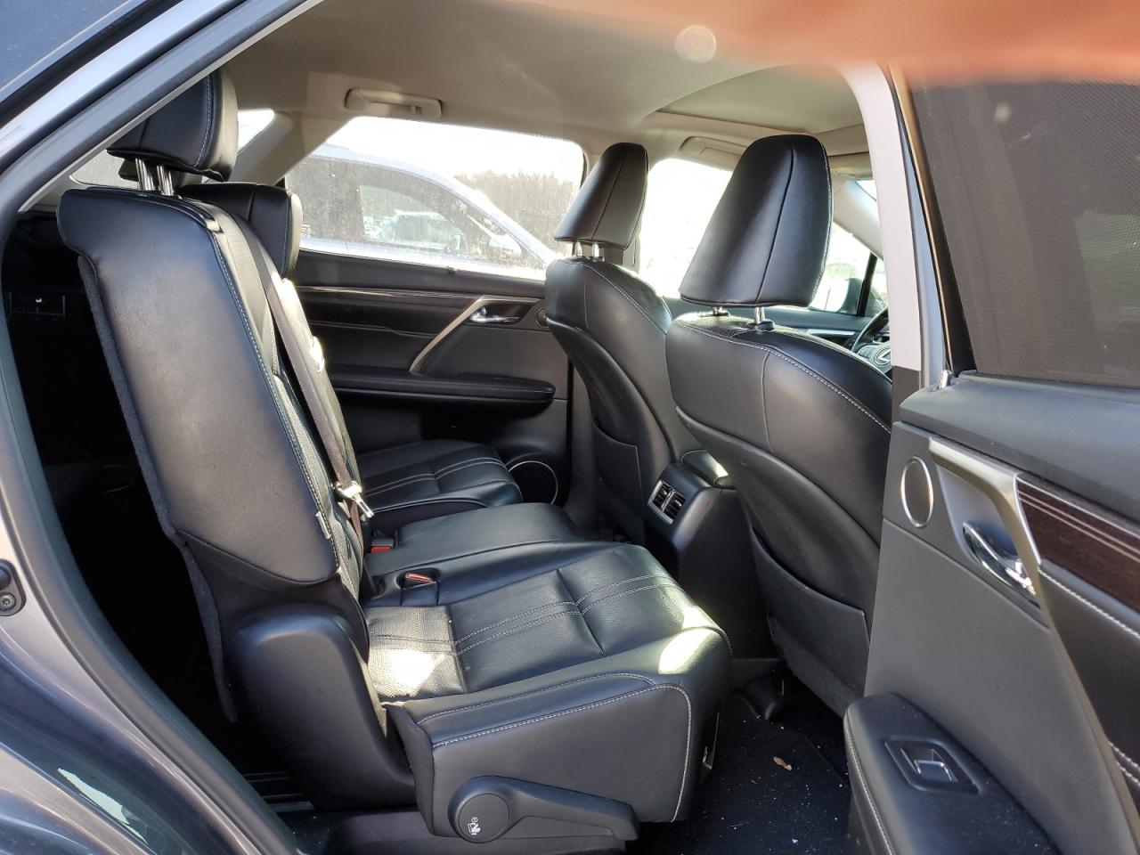 2018 Lexus RX - Image 11