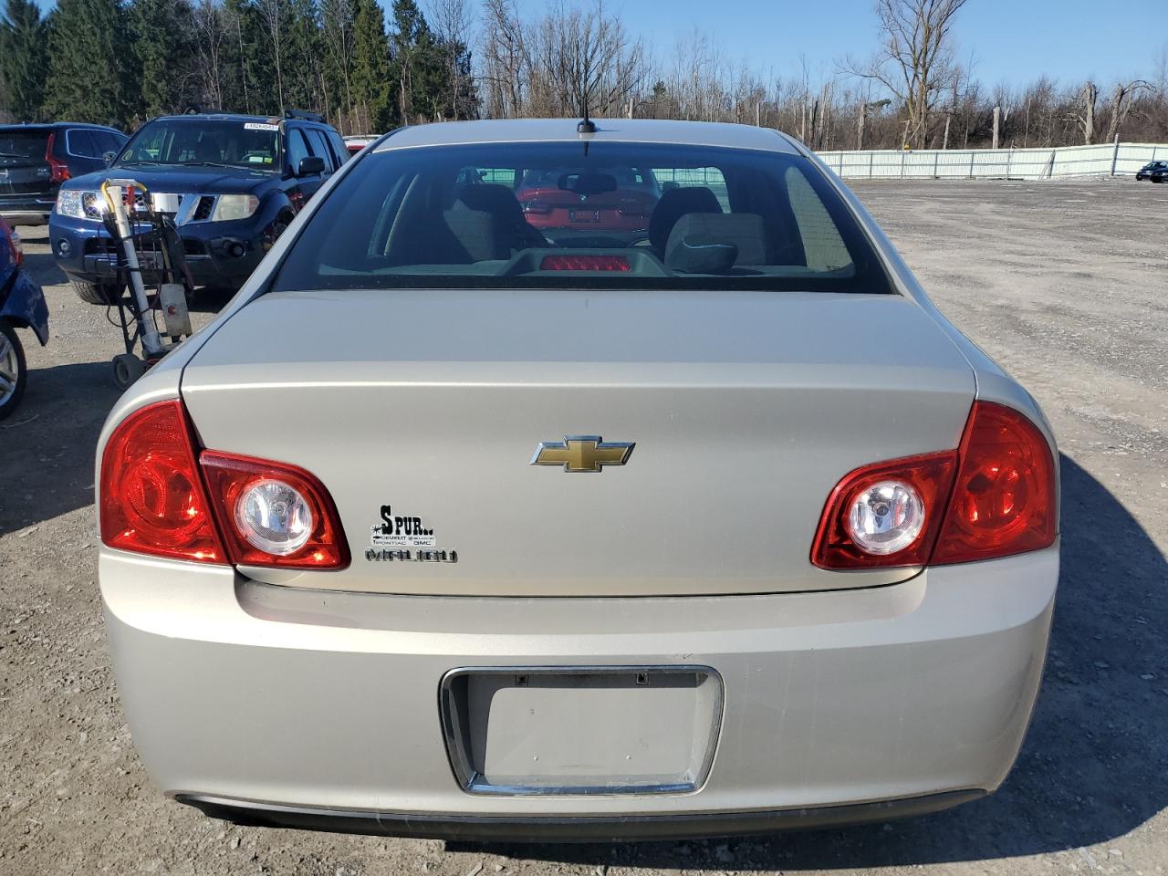 2010 Chevrolet Malibu - Image 6