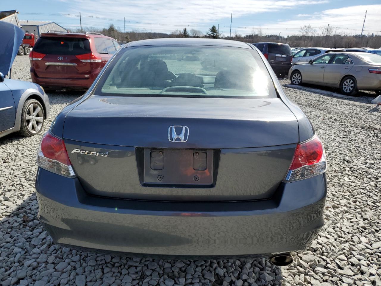 2010 Honda Accord - Image 6