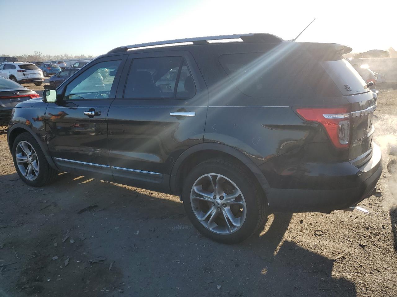 2013 Ford Explorer - Image 2