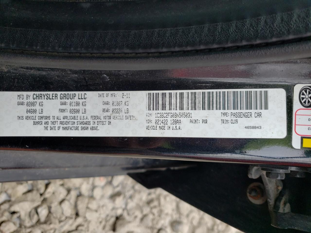 2011 Chrysler 200 - Image 12