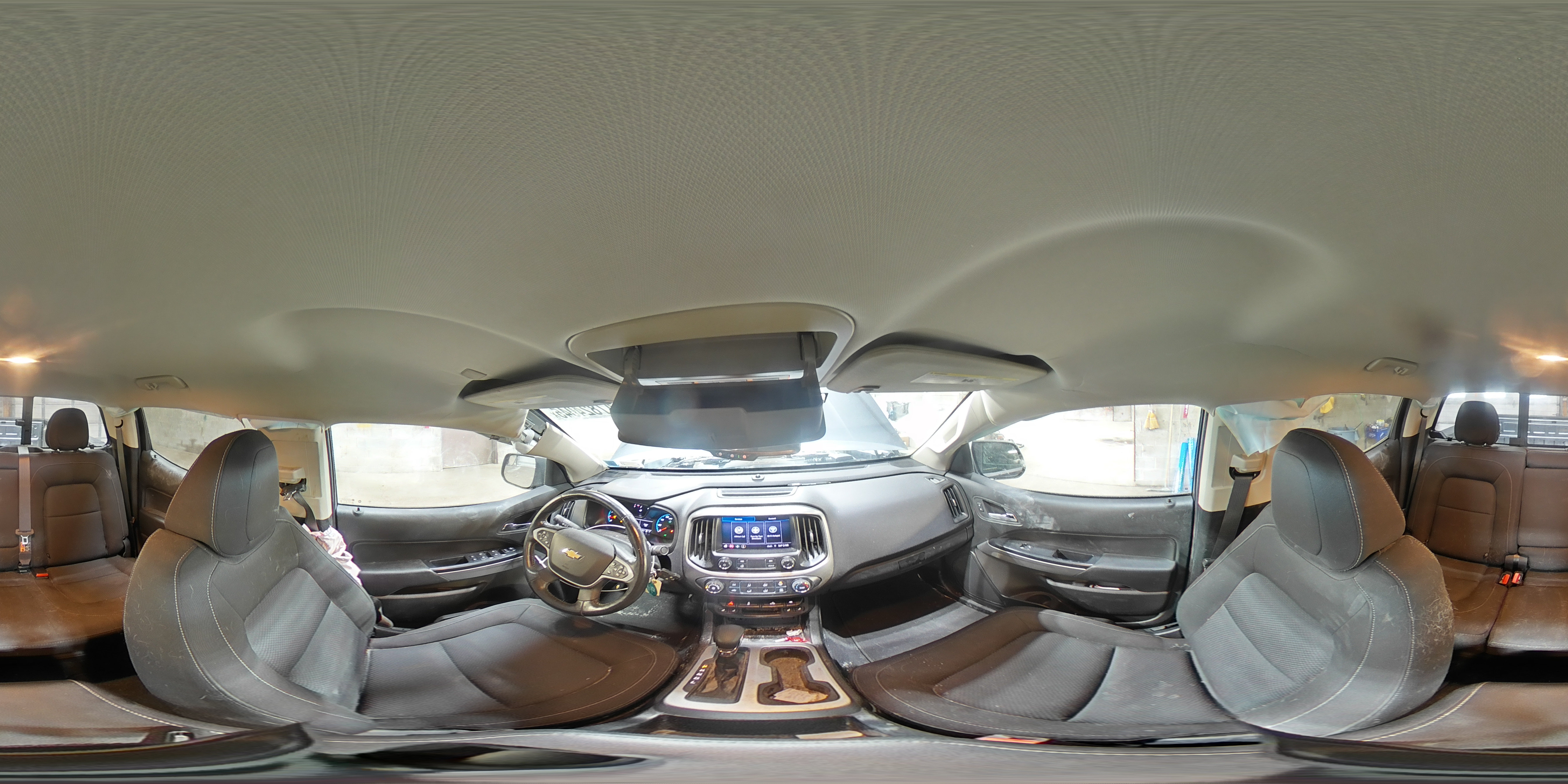 2022 Chevrolet Colorado - Image 13