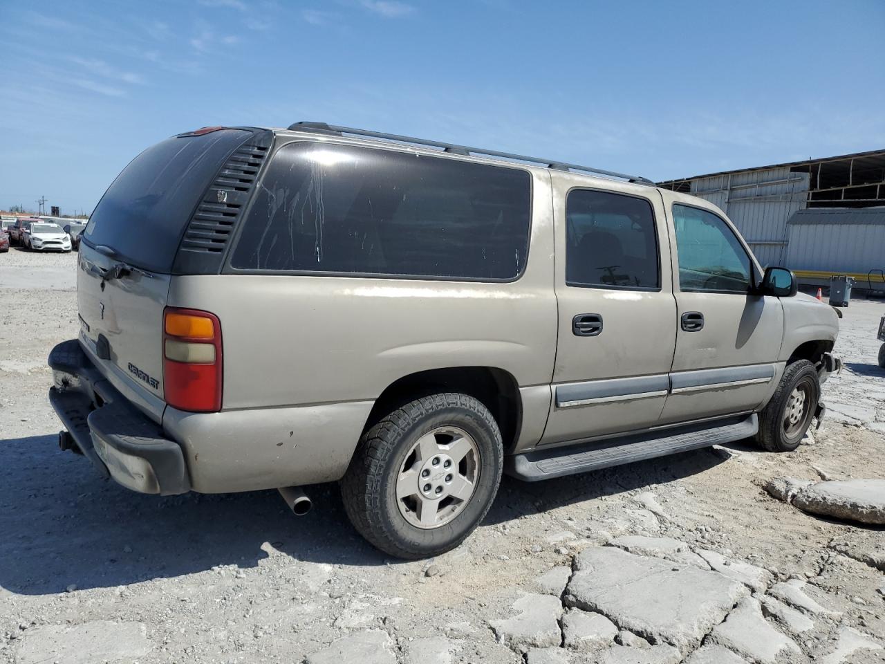 2003 Chevrolet Suburban - Image 3