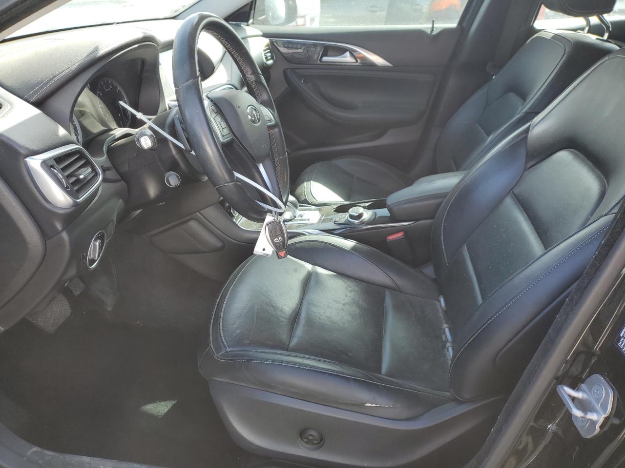 2017 Infiniti QX30 - Image 7