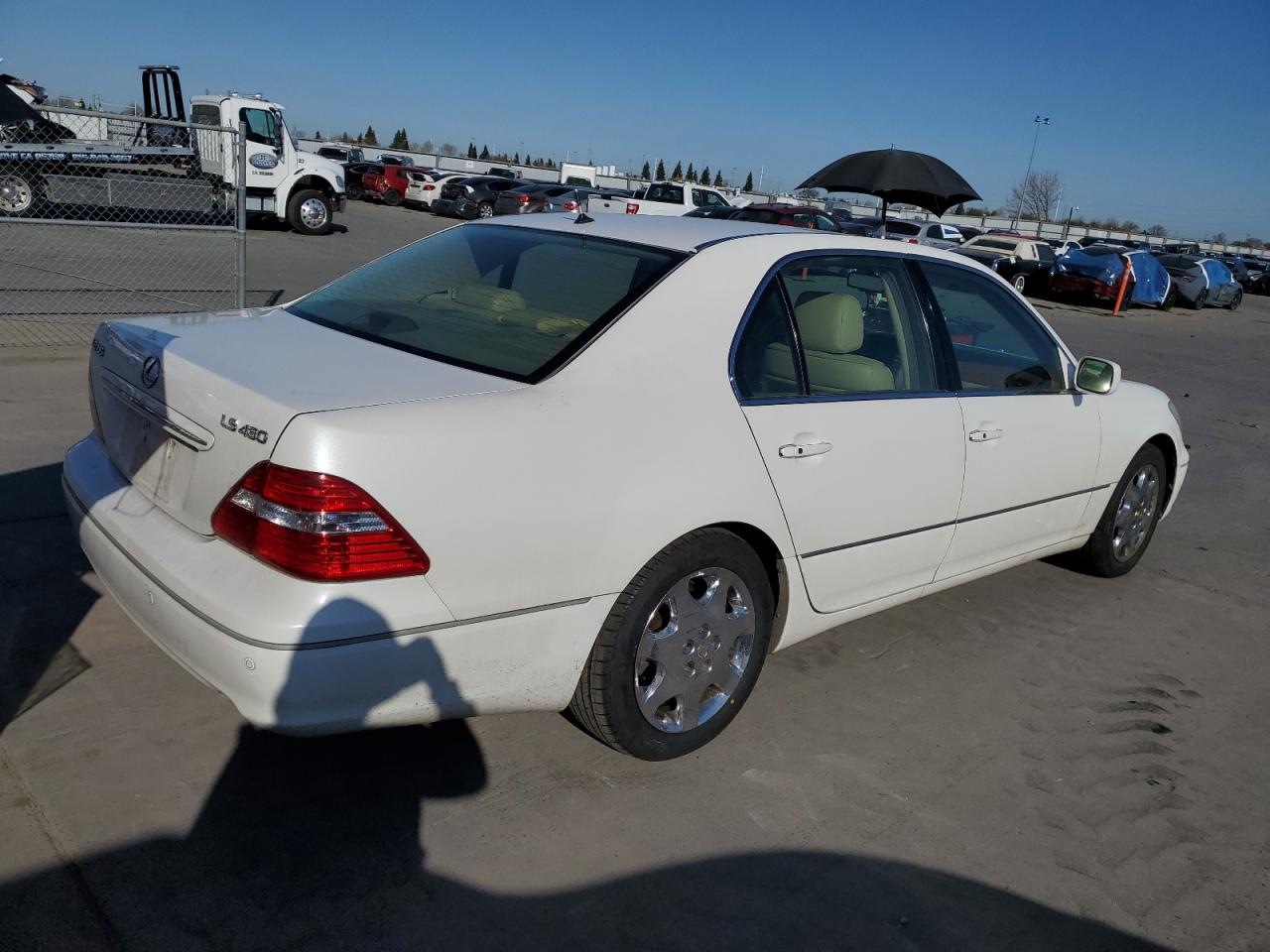 2004 Lexus LS - Image 3