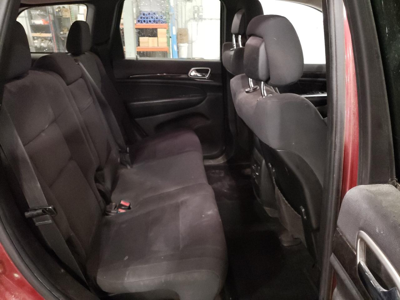2012 Jeep Grand Cherokee - Image 11