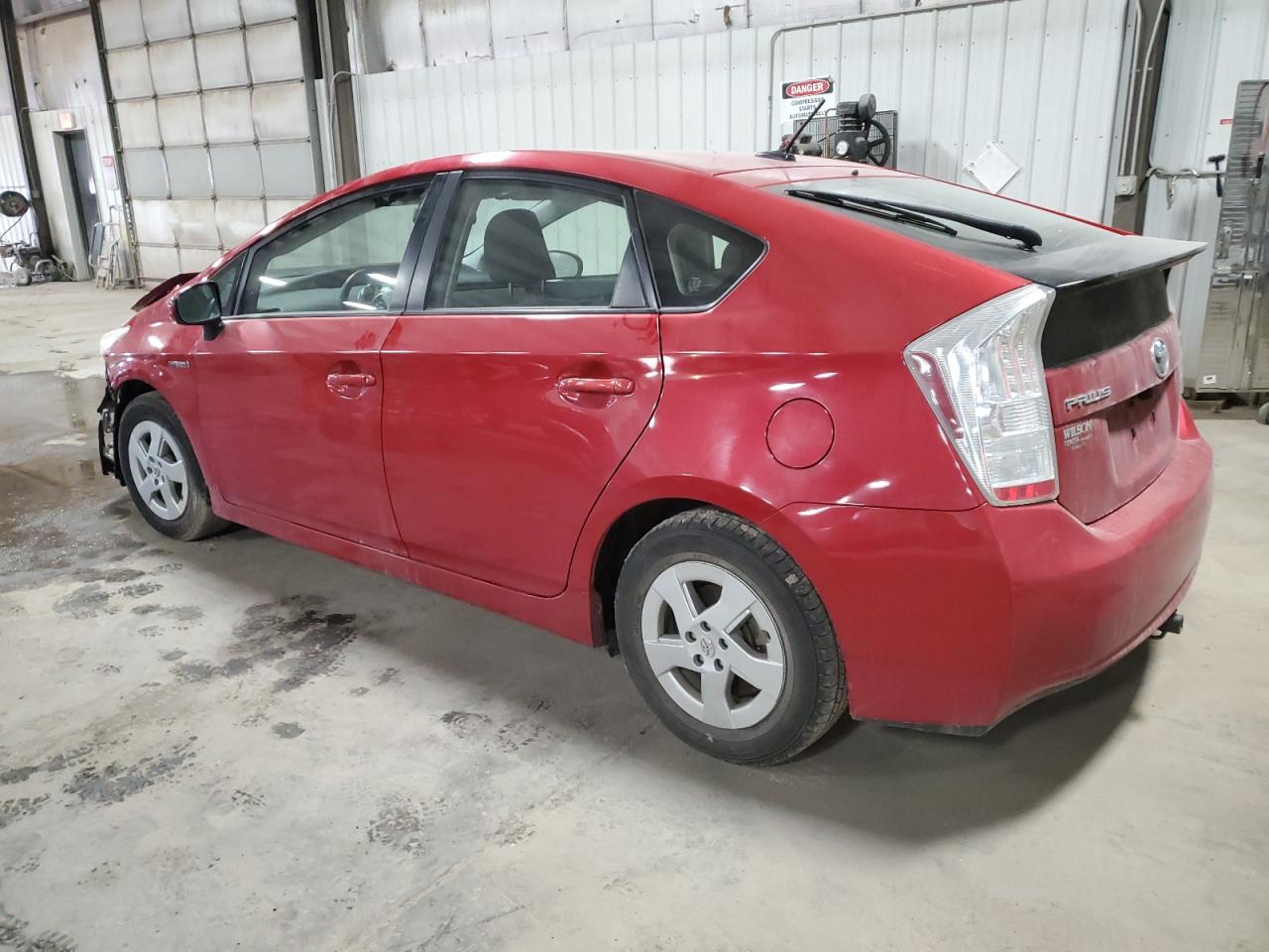 2011 Toyota Prius - Image 2