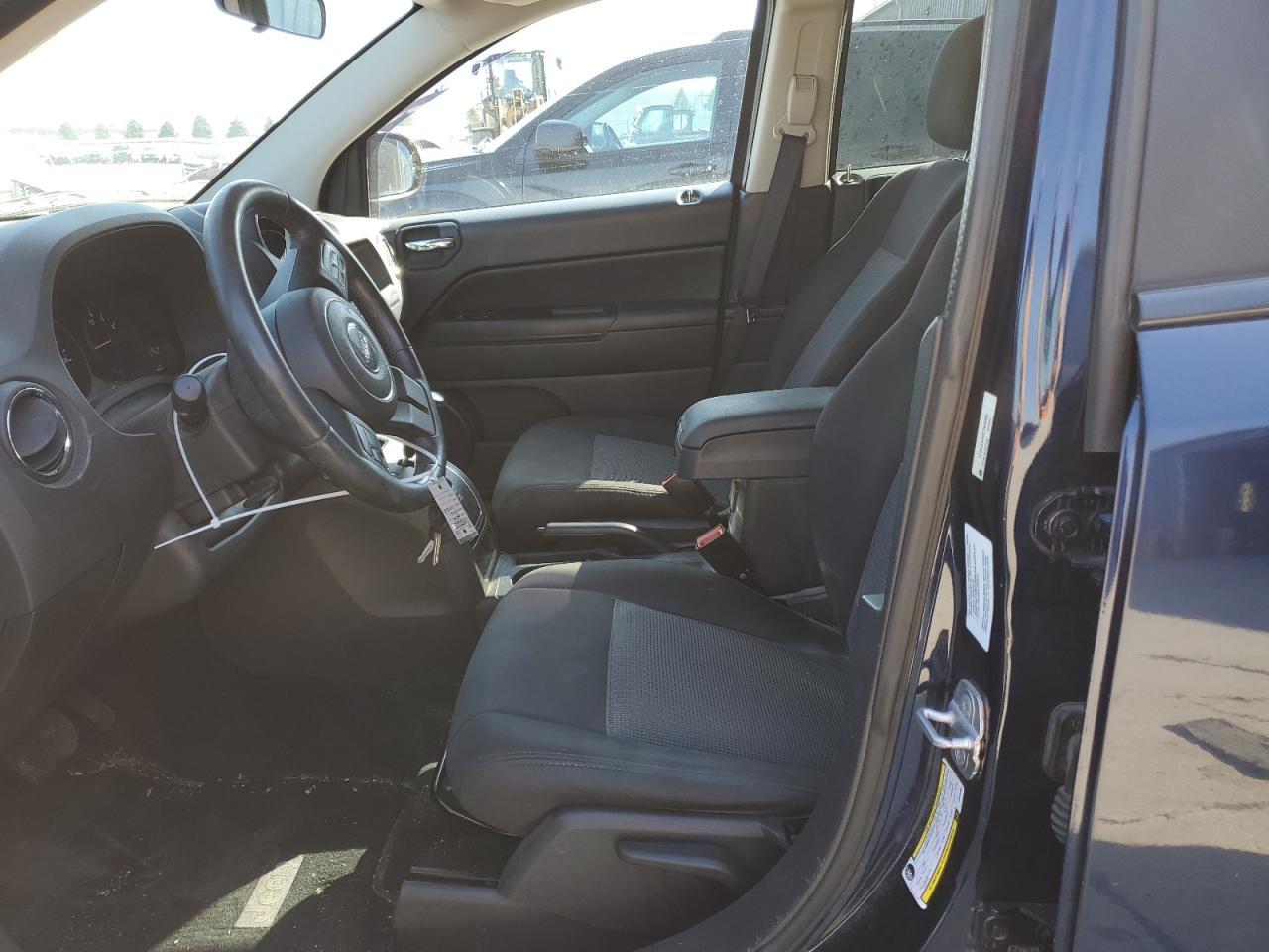 2012 Jeep Compass - Image 7