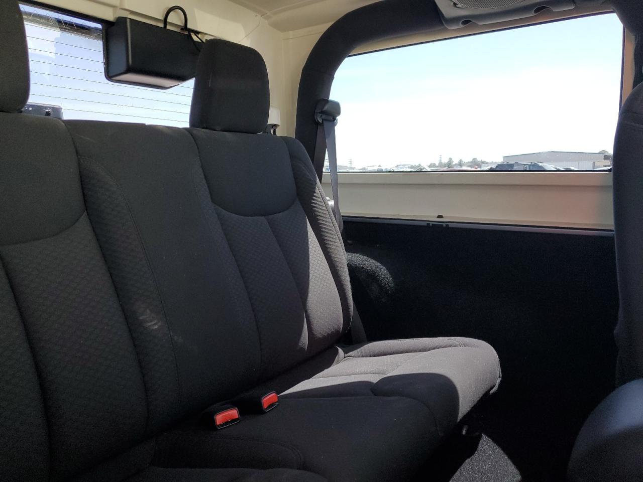 2014 Jeep Wrangler - Image 11