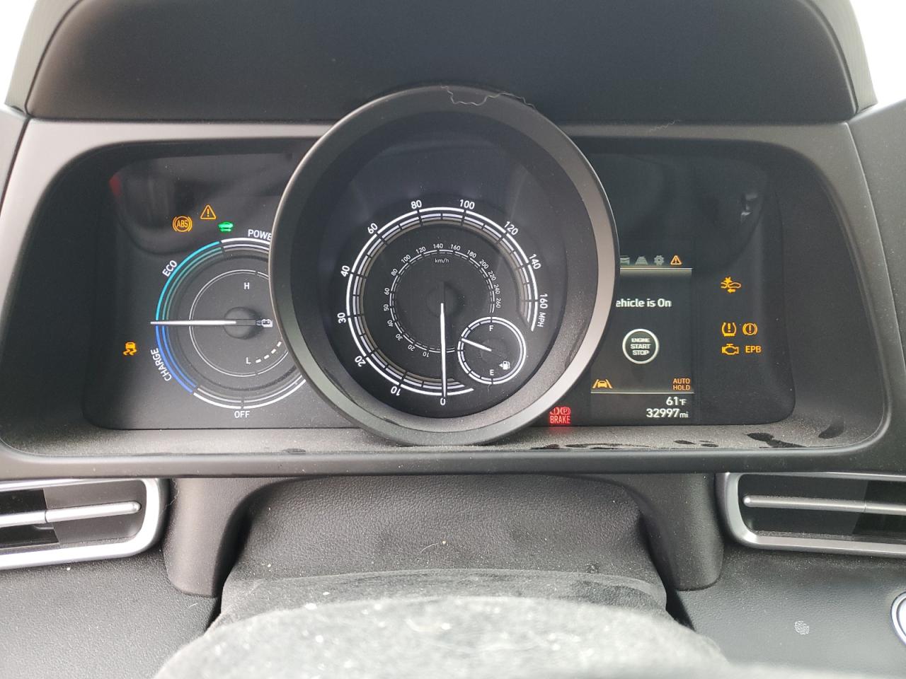 2023 Hyundai Elantra - Image 9