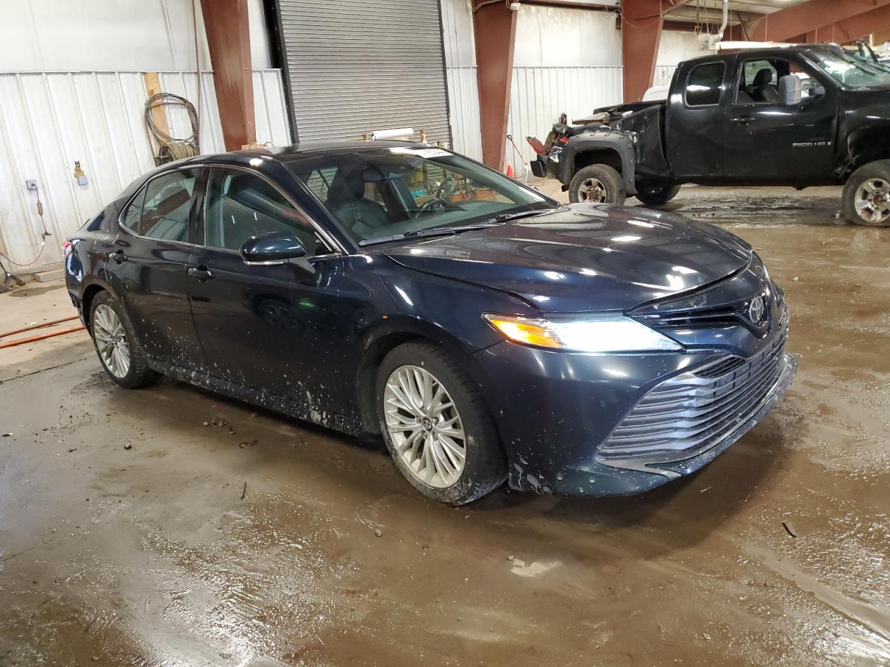 2018 Toyota Camry - Image 4