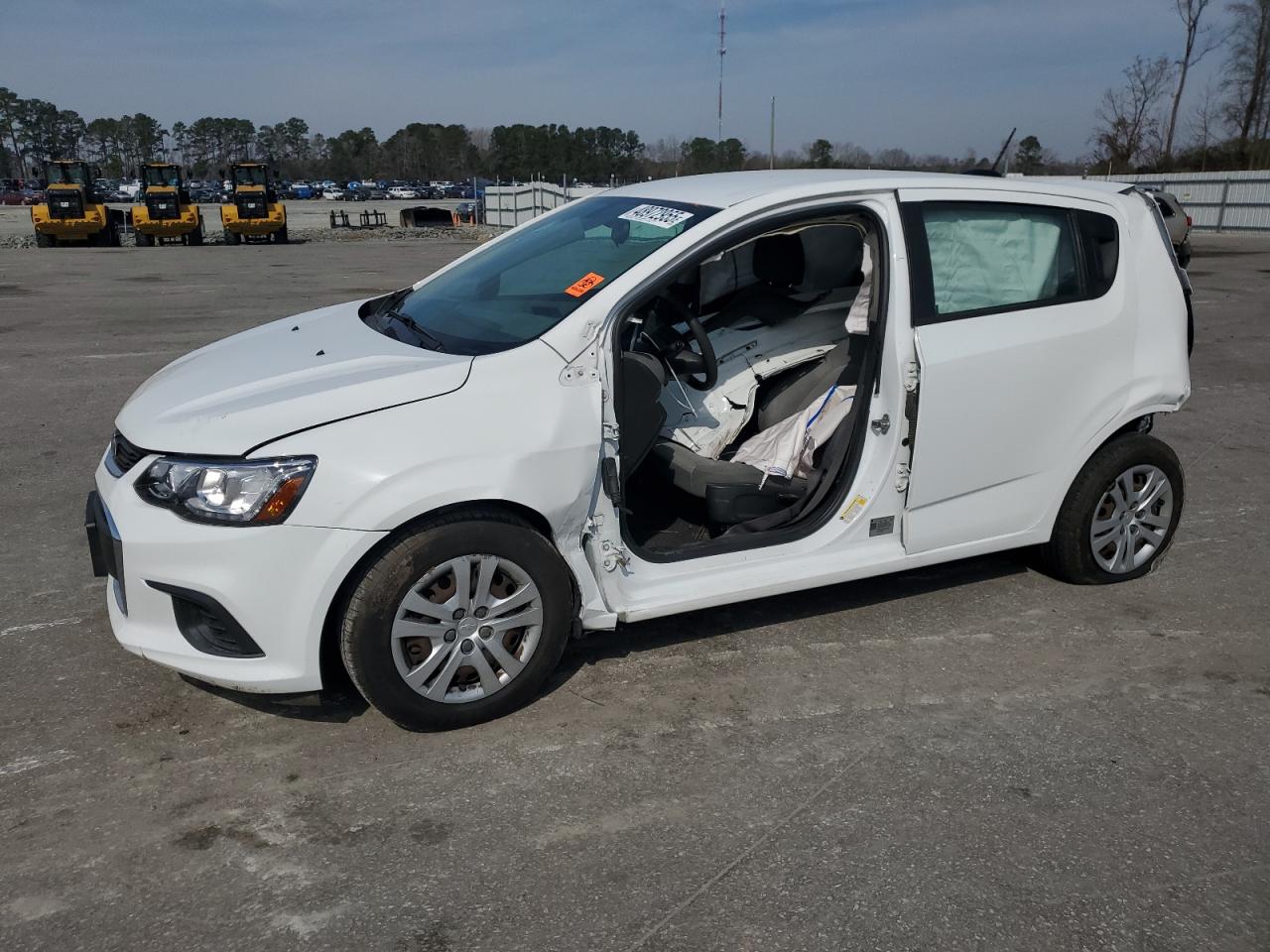 2017 Chevrolet Sonic на продаже в Dunn, NC - All Over