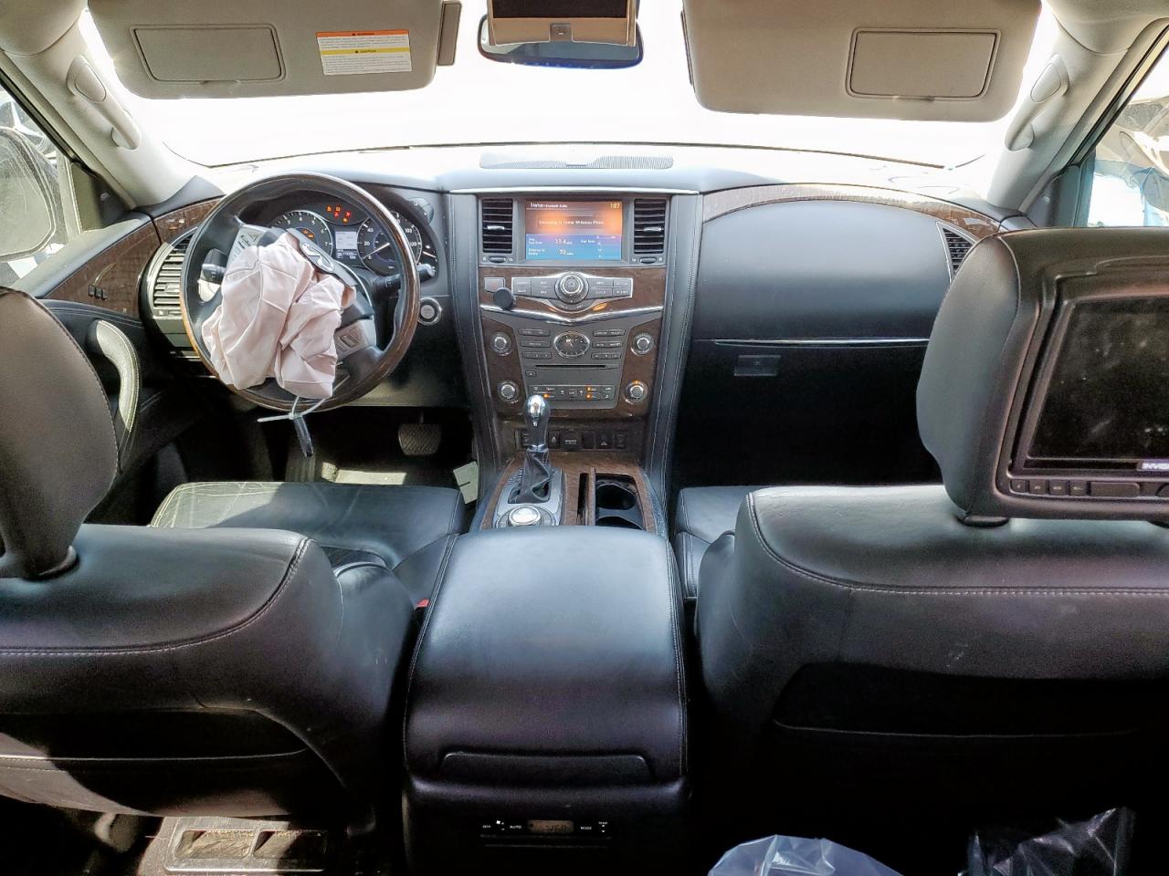 2015 Infiniti QX80 - Image 8