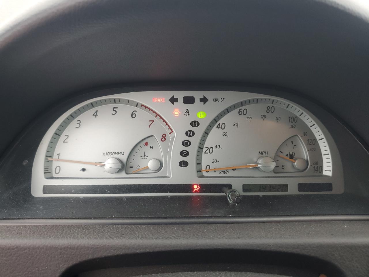 2004 Toyota Camry - Image 9