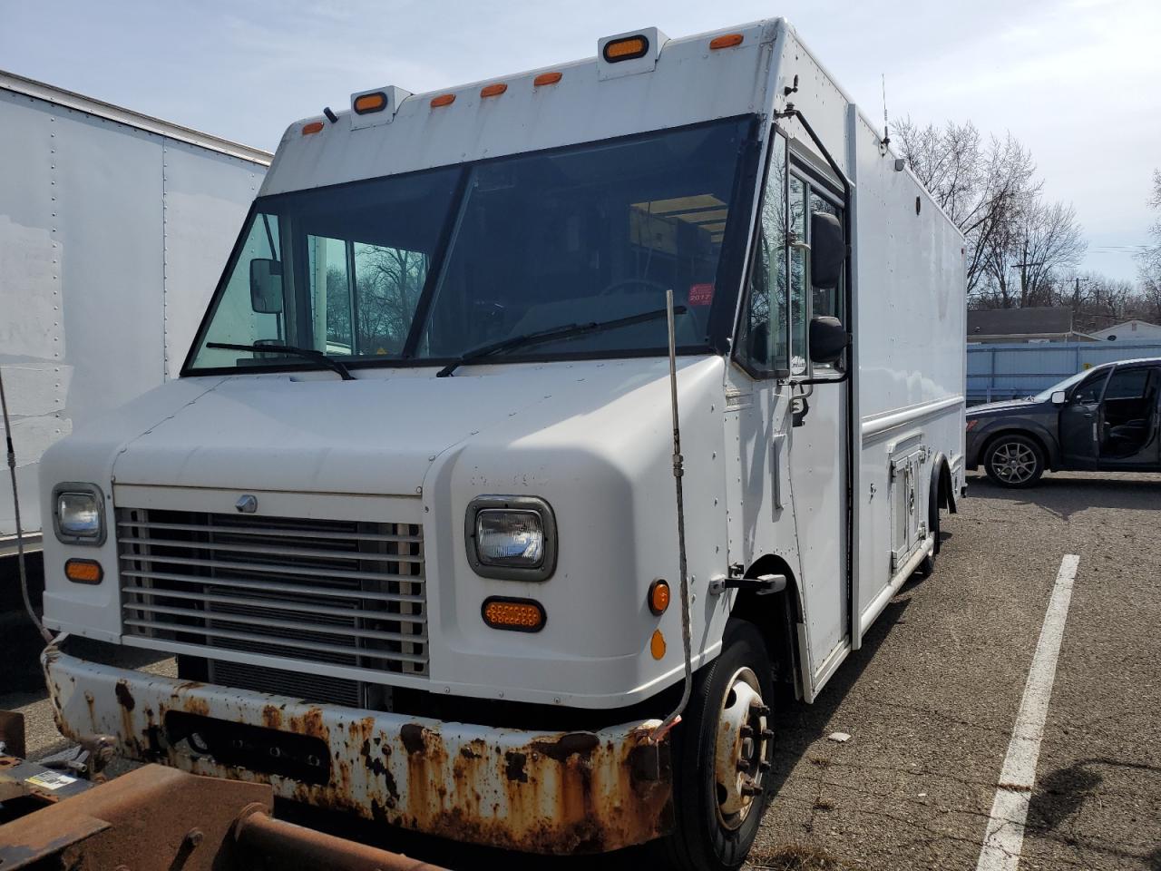 2008 Freightliner Chassis M Line Walk-In Van for Sale in Woodhaven, MI - Minor Dent/Scratches