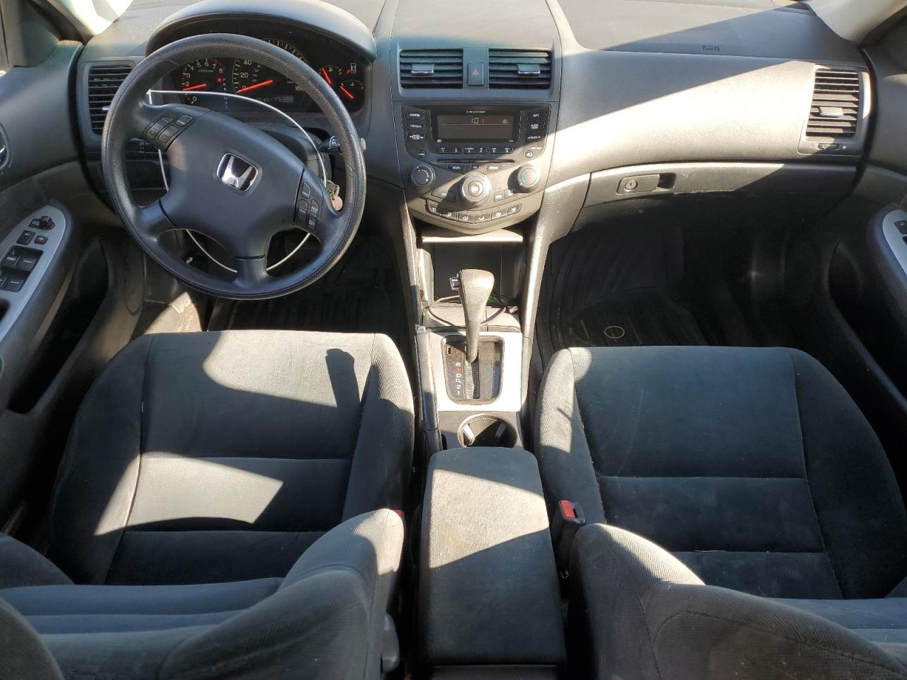 2003 Honda Accord - Image 8