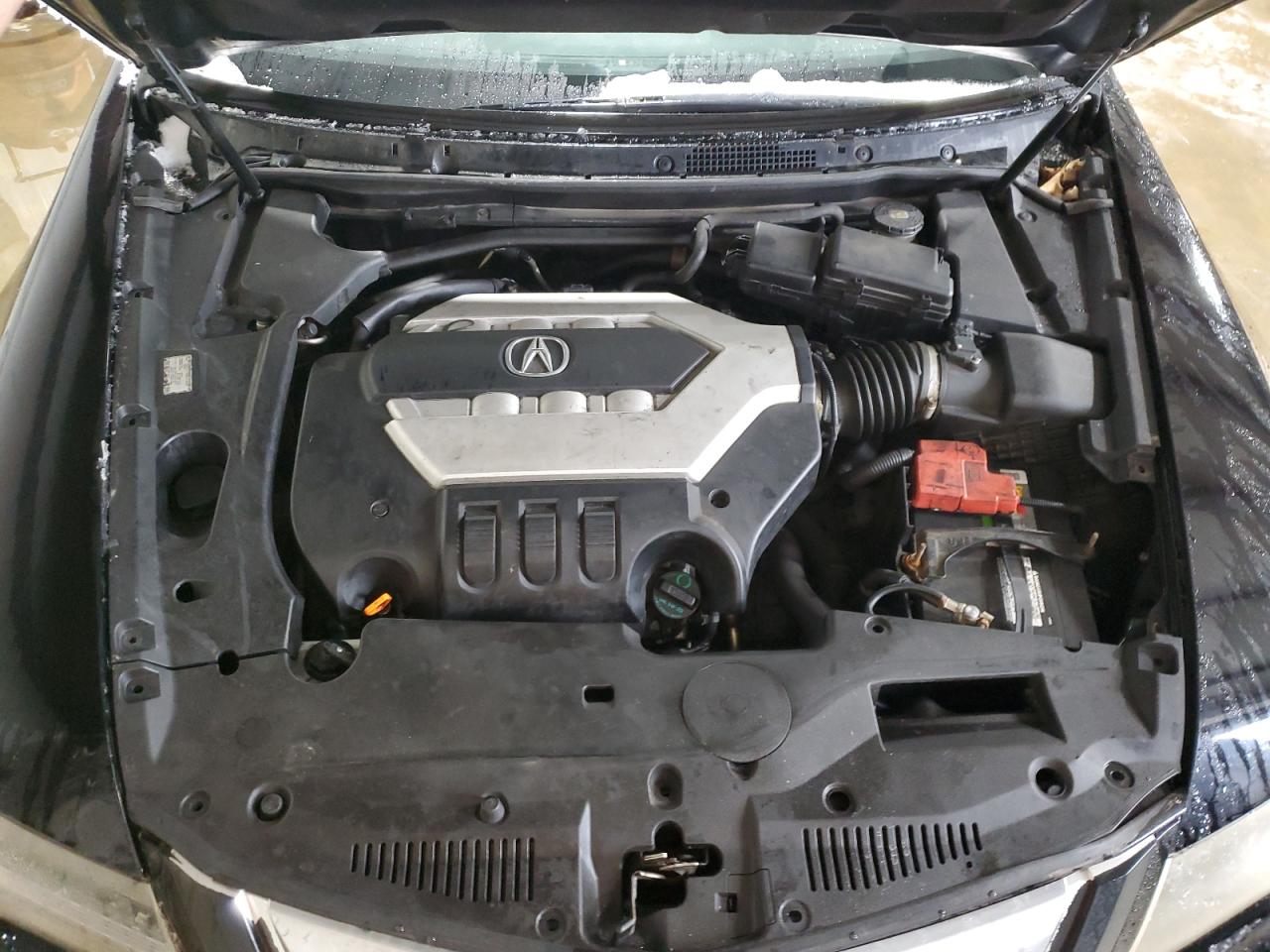 2010 Acura RL - Image 11