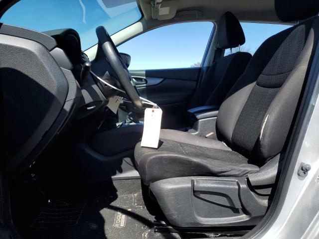  NISSAN ROGUE 2018 Srebrny