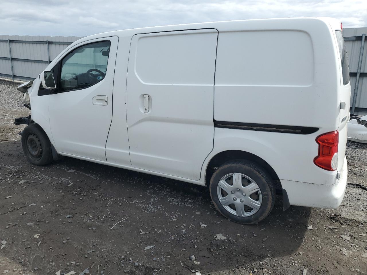 2013 Nissan NV - Image 2