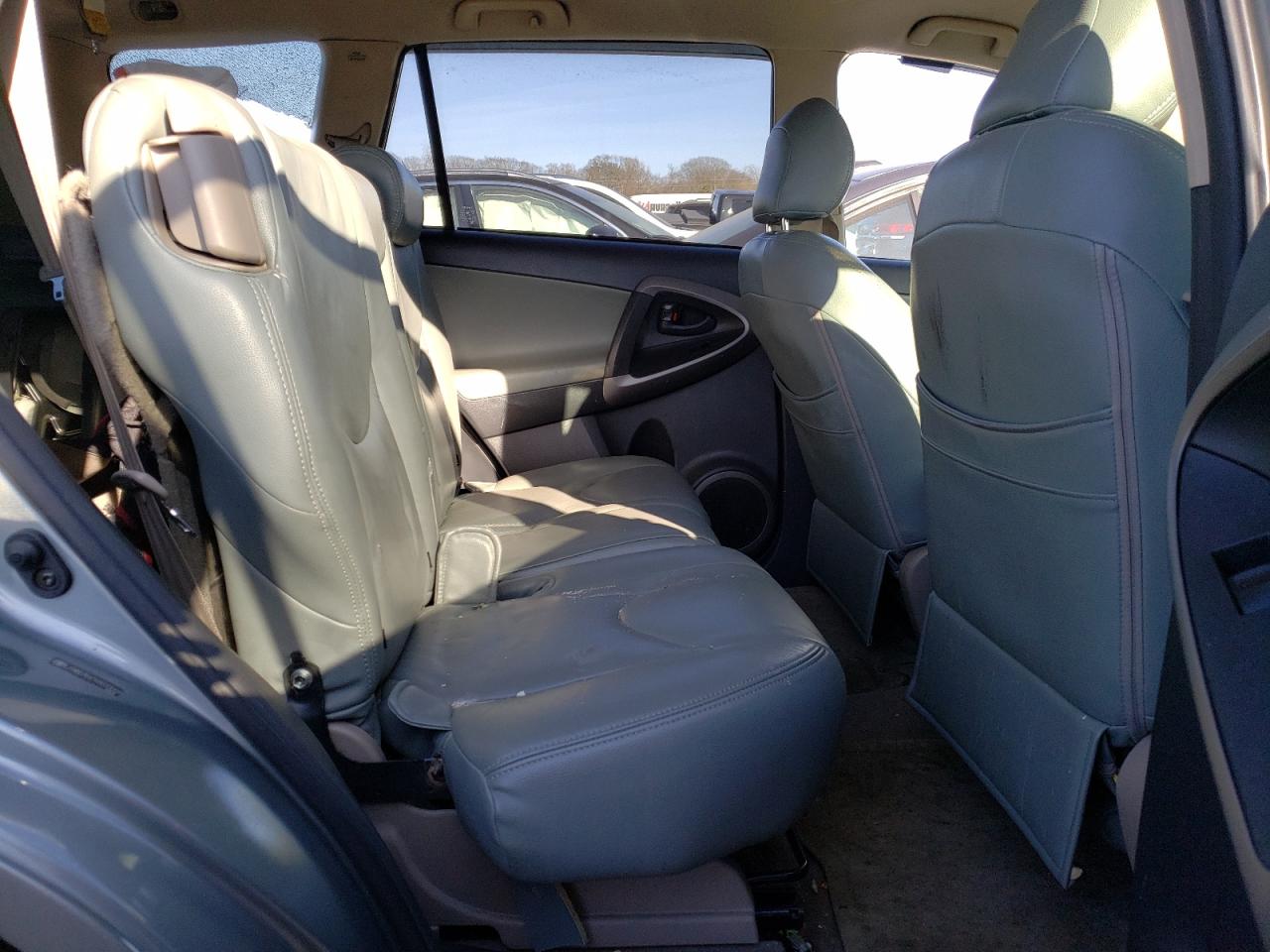 2006 Toyota RAV 4 - Image 11