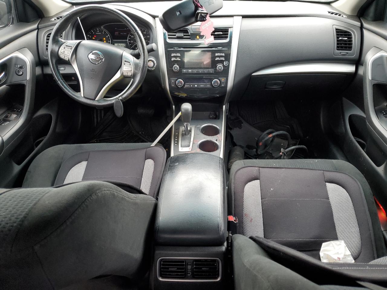 2015 Nissan Altima - Image 8