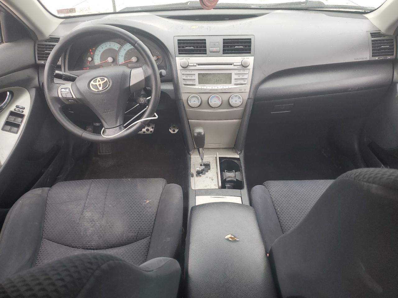 2011 Toyota Camry - Image 8