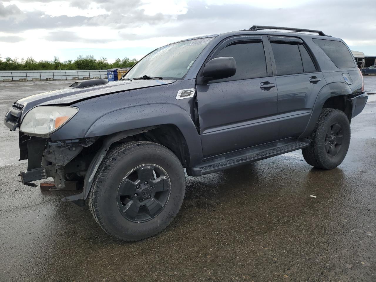 2004 Toyota 4Runner - Image 1