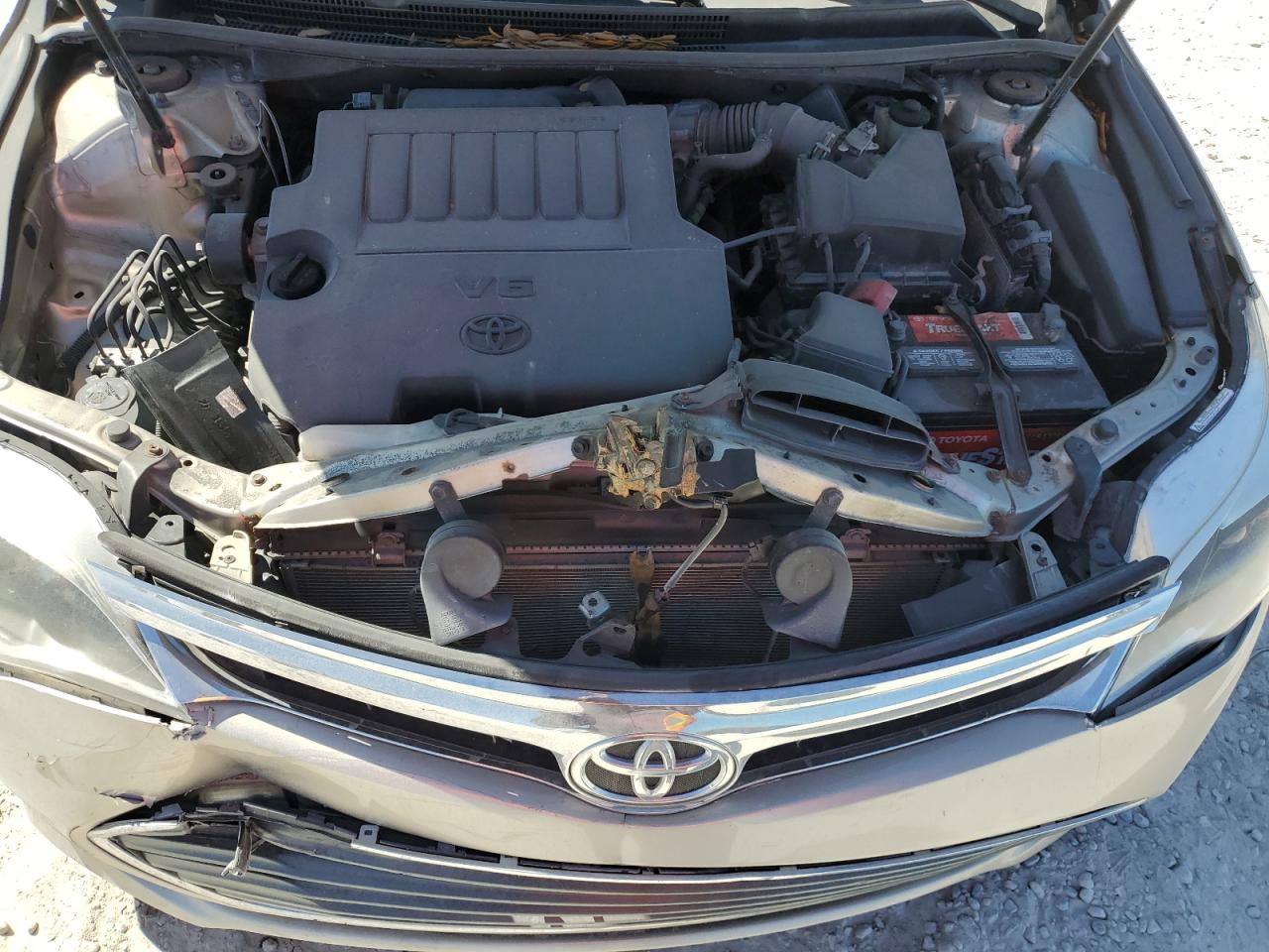 2015 Toyota Avalon - Image 11