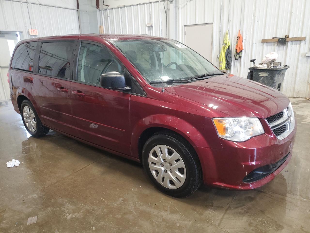 2017 Dodge Caravan - Image 4