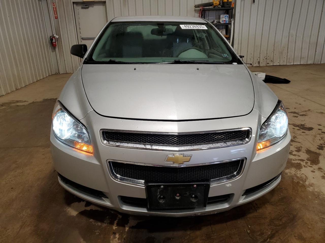 2012 Chevrolet Malibu - Image 5