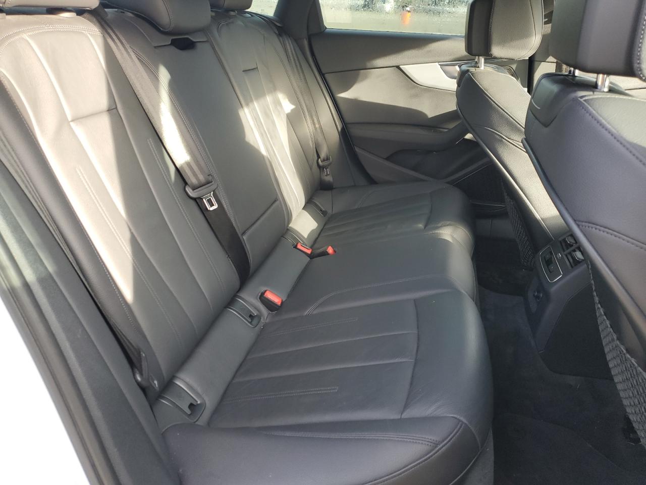 2017 Audi A4 - Image 10