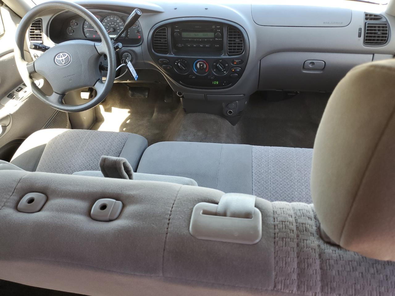 2006 Toyota Tundra - Image 8