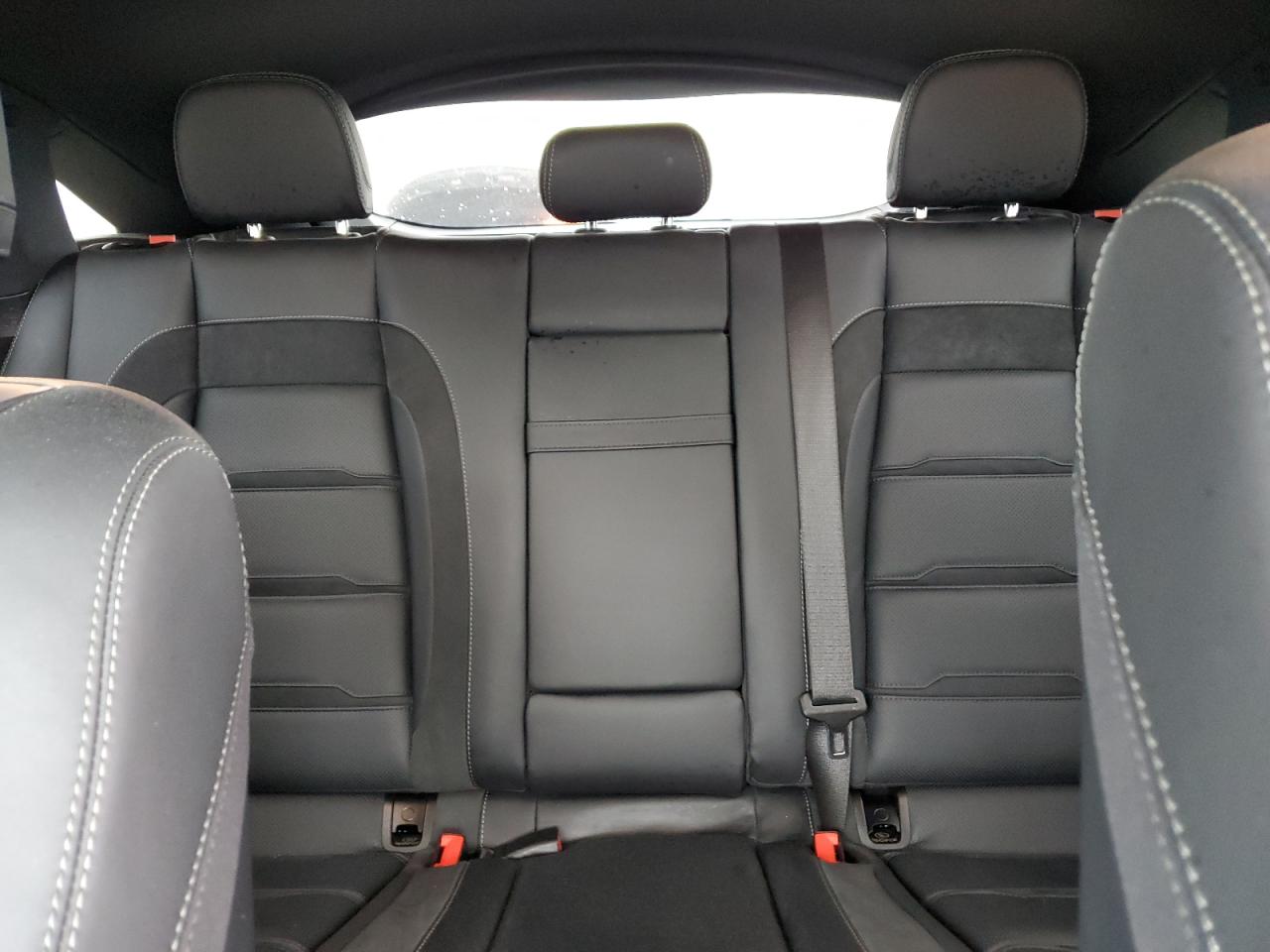 2024 Mercedes-Benz GLE - Image 10