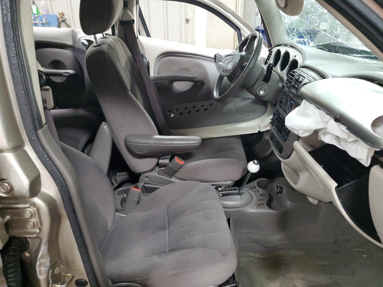 2003 Chrysler Pt Cruiser Classic VIN: 3C4FY48B23T633140 Lot: 50944065