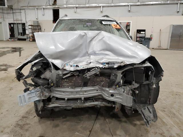  SUBARU FORESTER 2018 Srebrny