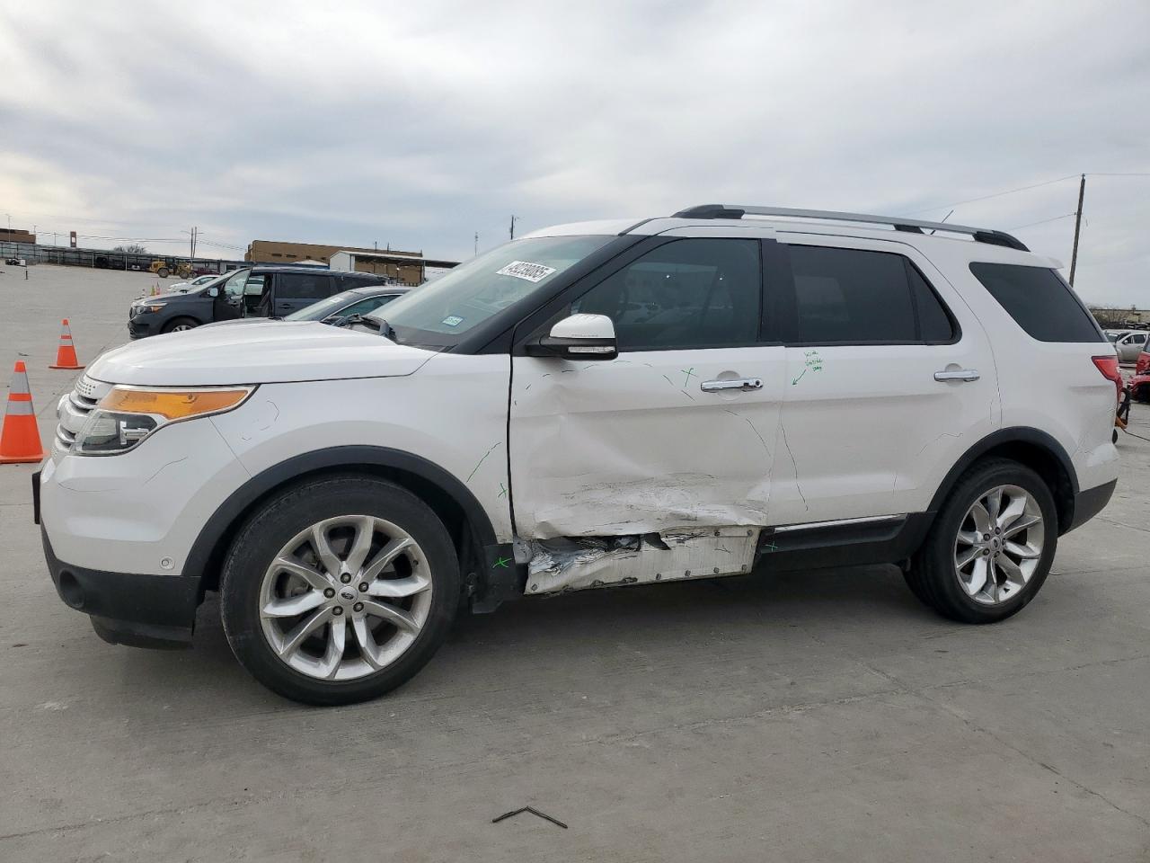 2015 Ford Explorer - Image 1