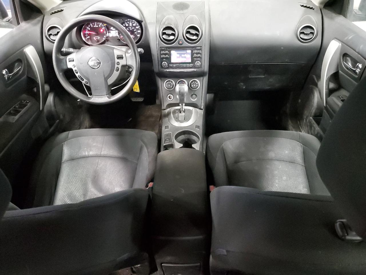 2015 Nissan Rogue - Image 8