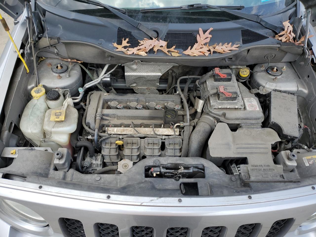 2015 Jeep Liberty (Patriot) - Image 12