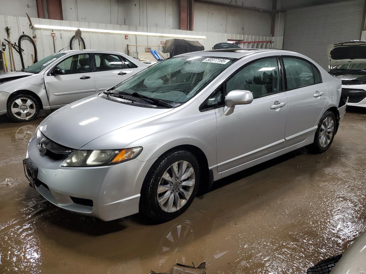2011 Honda Civic Ex for Sale in Elgin, IL - Rear End