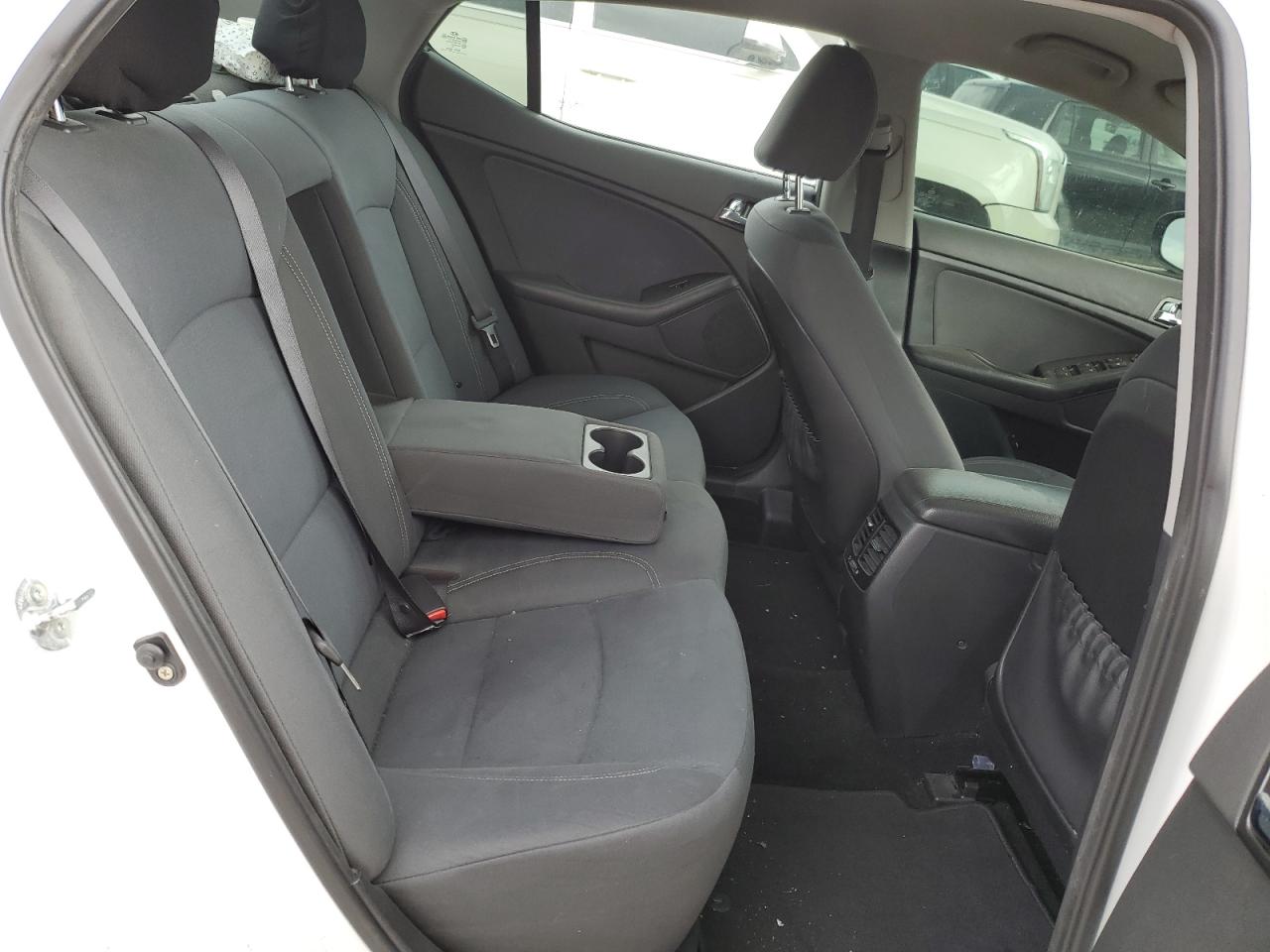 2013 Kia Optima - Image 10