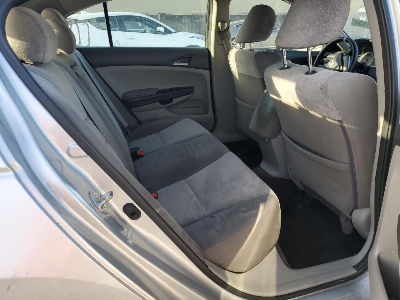2010 Honda Accord - Image 10