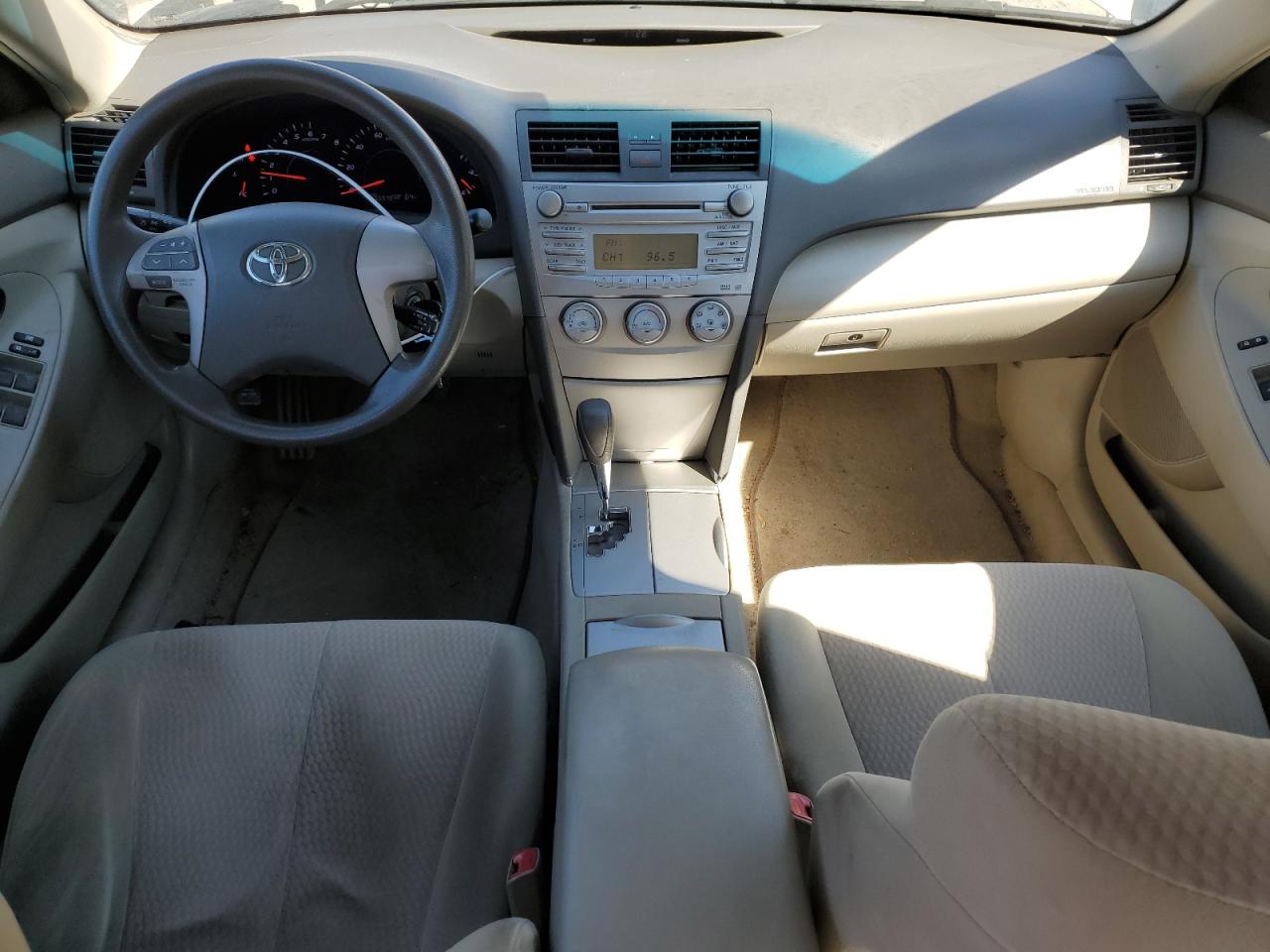 2011 Toyota Camry - Image 8