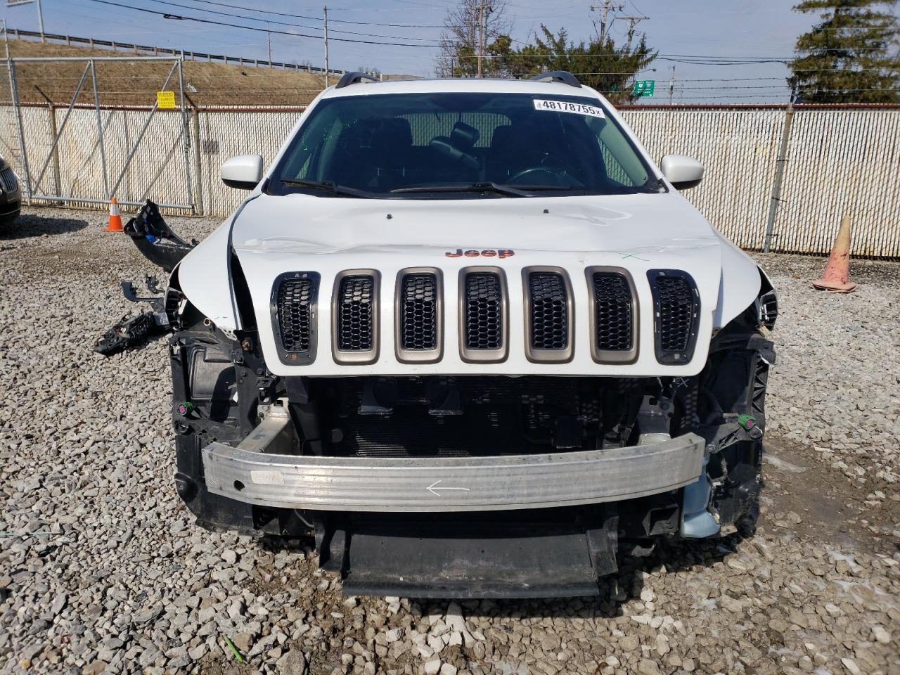 2017 Jeep Grand Cherokee - Image 5
